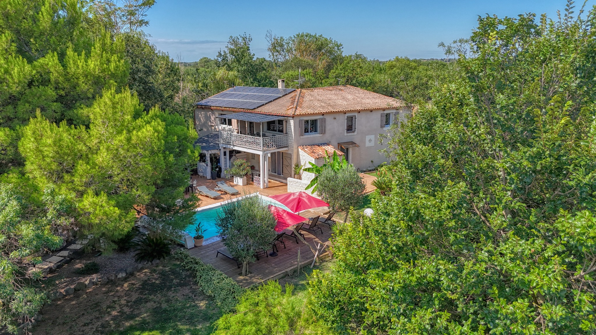 Villa Alyzea